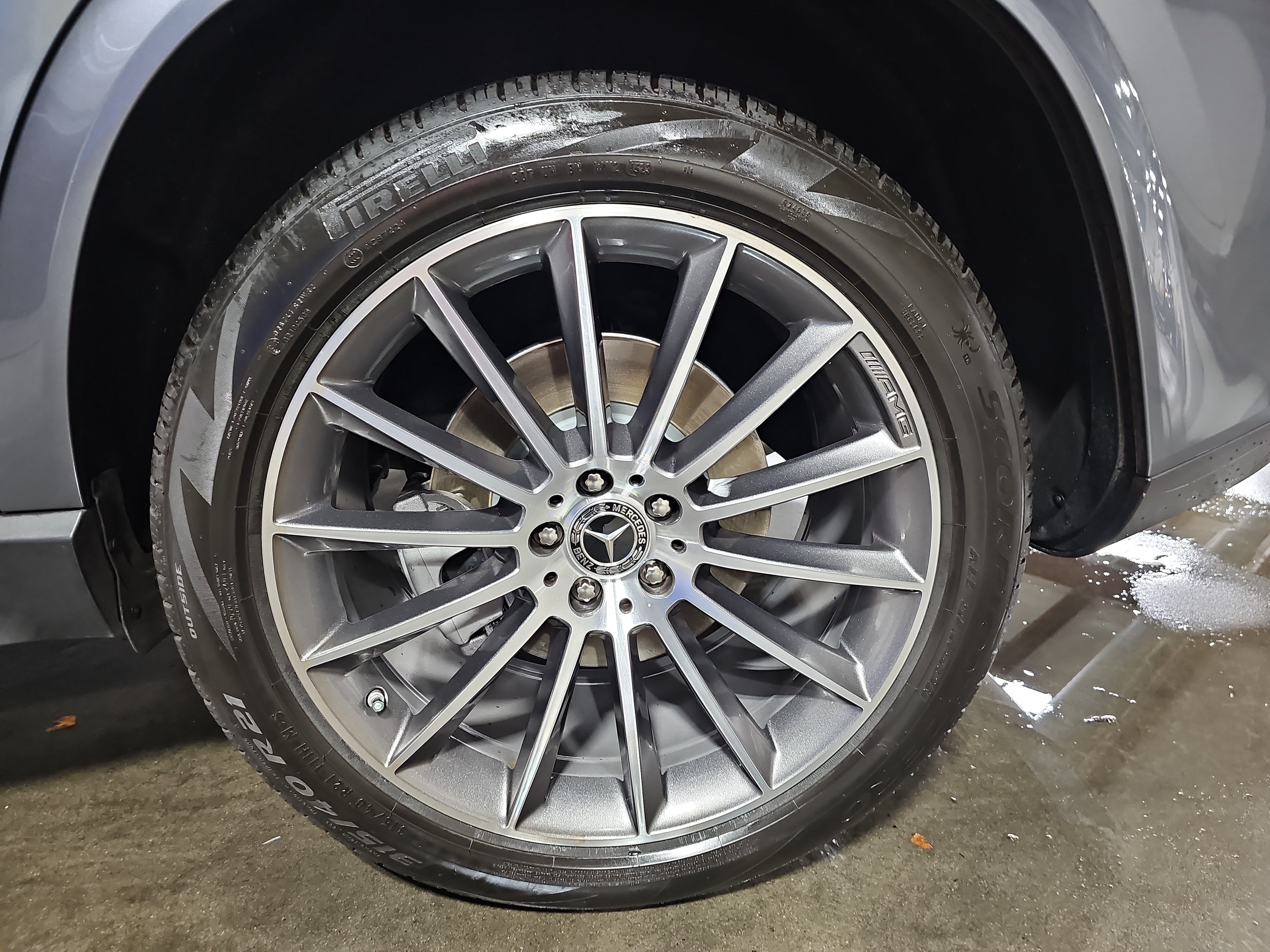 Used 2024 Mercedes-Benz GLE 450 4MATIC image 34