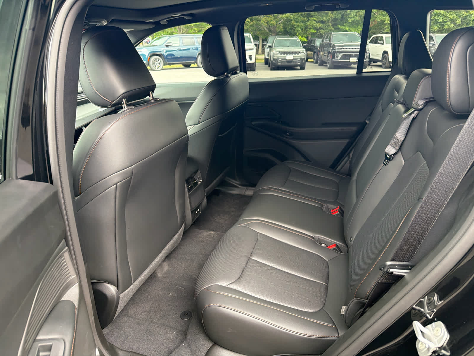 New 2026 Jeep Cherokee Limited AWD/4WD image 9