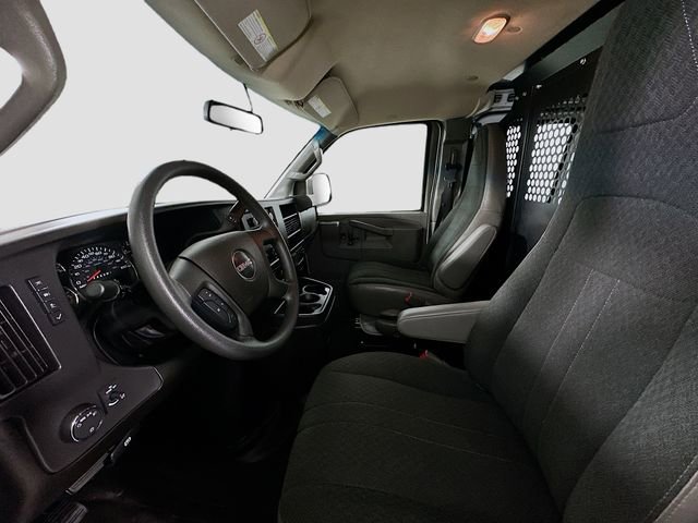 Used 2024 GMC Savana 2500 w/ Driver Convenience Package image 18
