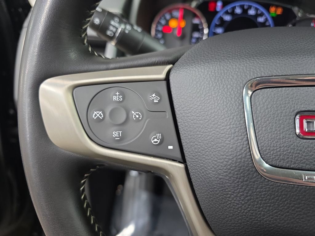 Used 2022 GMC Terrain Denali w/ Black Diamond Edition AWD/4WD image 17