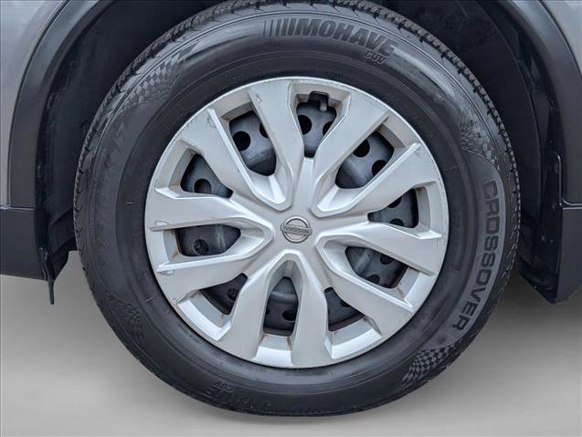 Used 2016 Nissan Rogue S w/ Appearance Package image 21