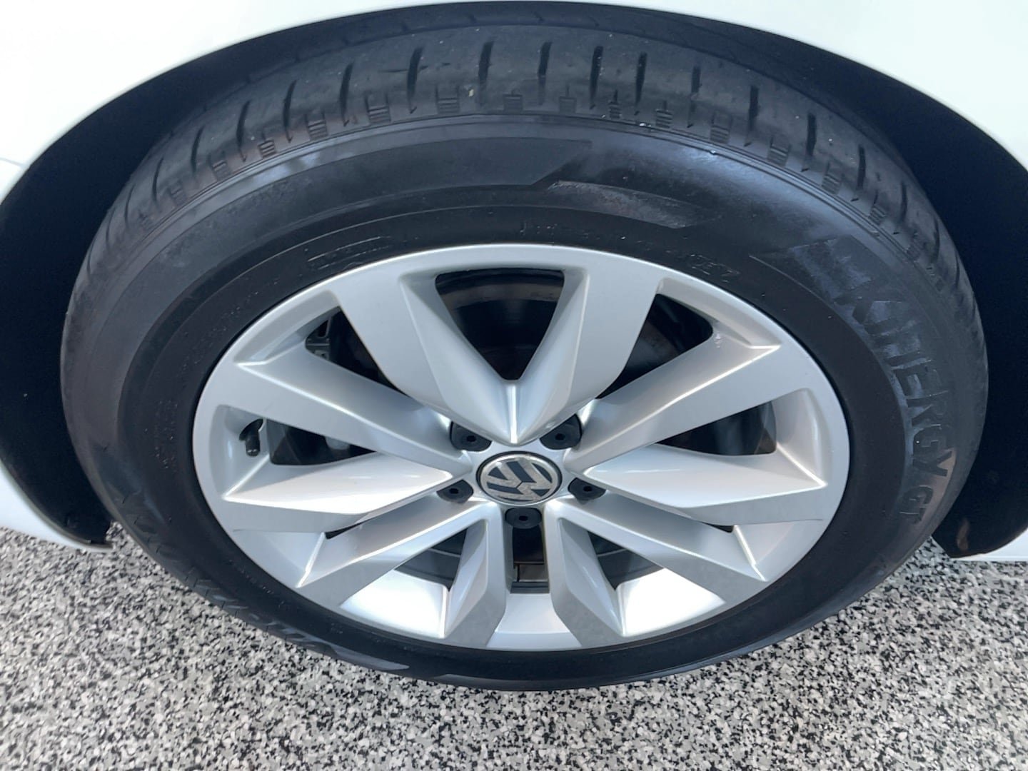 Used 2017 Volkswagen Beetle 1.8T S FWD image 5