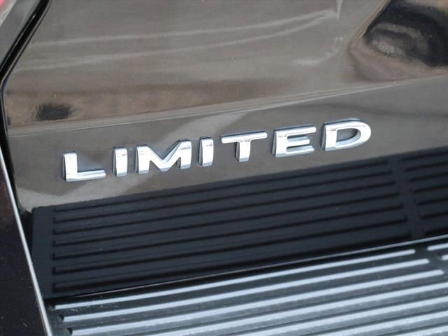 Used 2021 Ford Expedition Limited image 14