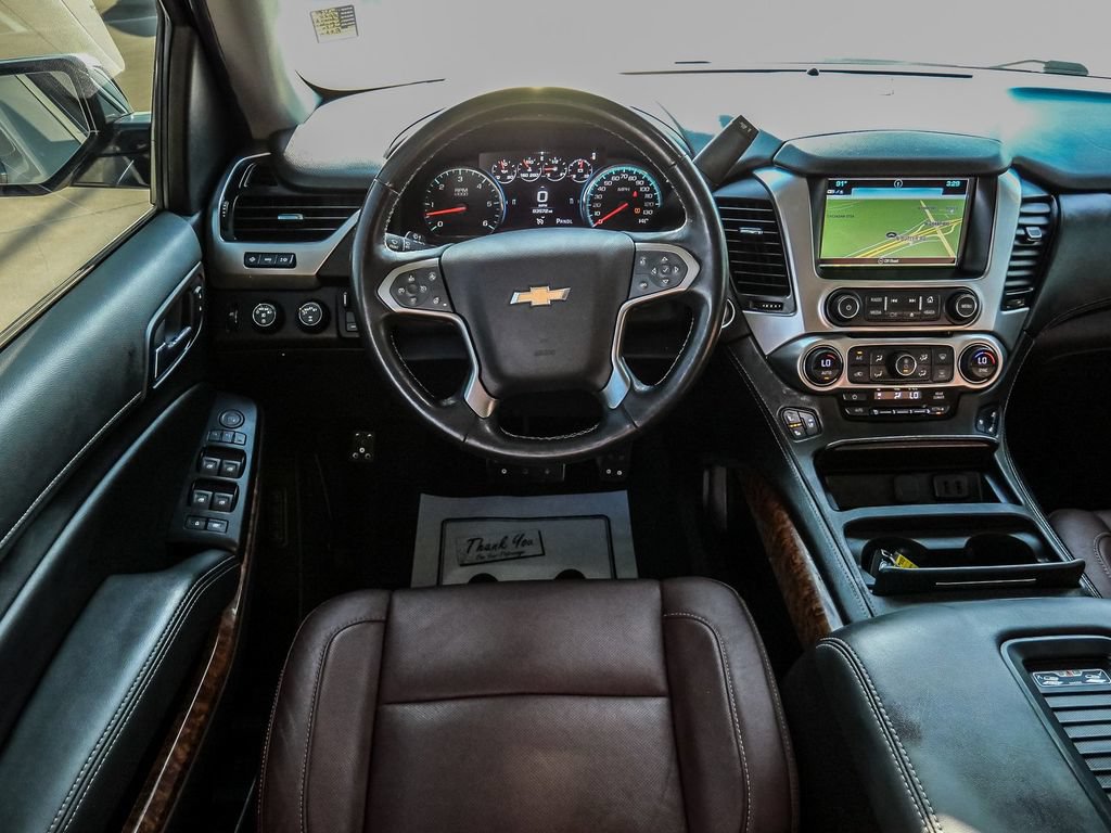 Used 2020 Chevrolet Suburban Premier w/ Premier Plus Edition AWD/4WD image 35