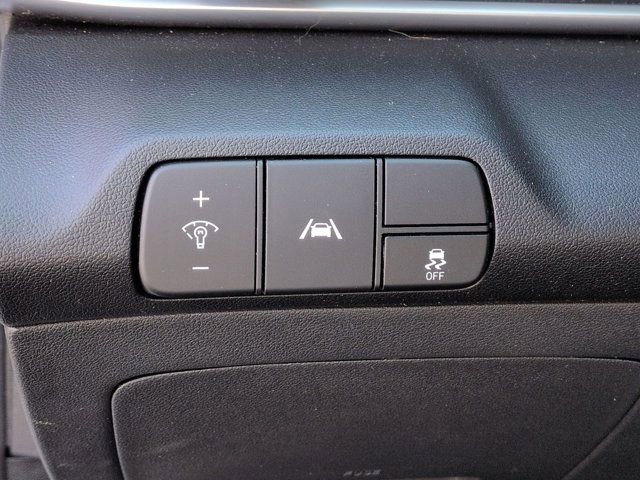 Certified 2022 Hyundai Elantra SEL w/ Convenience + Premium Package image 27