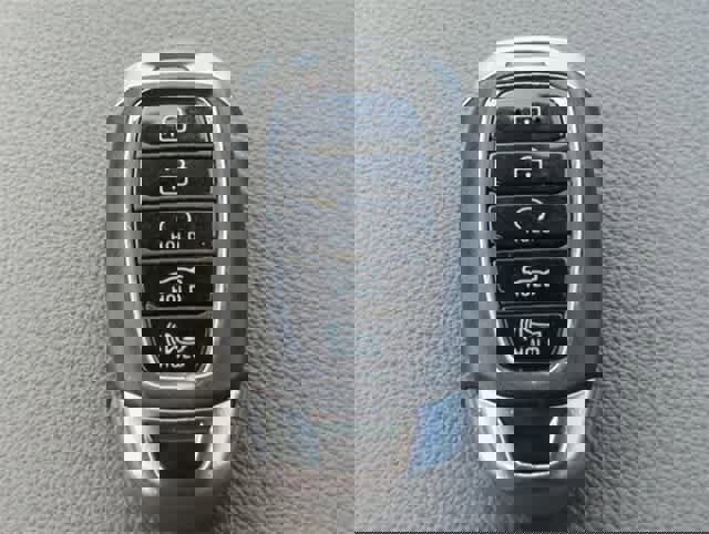 Used 2022 Hyundai Elantra SEL w/ Cargo Package image 34