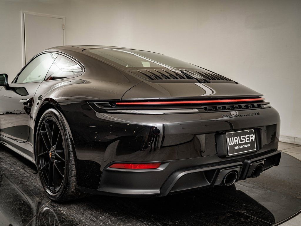 Certified 2025 Porsche 911 Carrera 4 GTS AWD/4WD image 24
