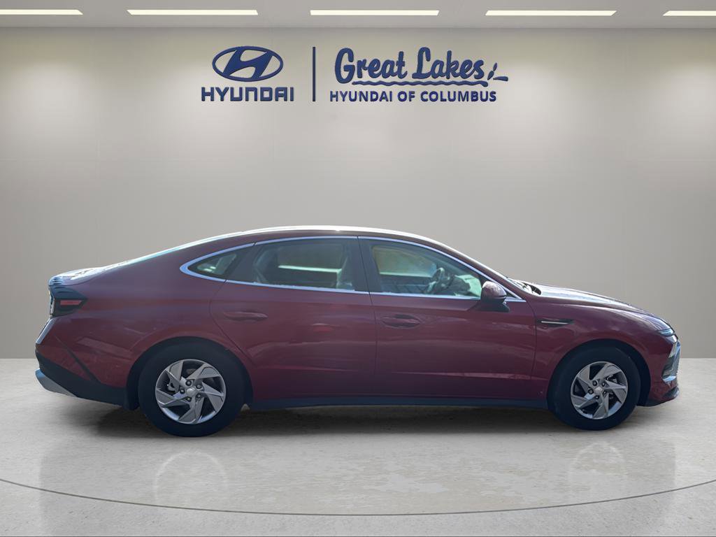 Certified 2025 Hyundai Sonata SE image 6