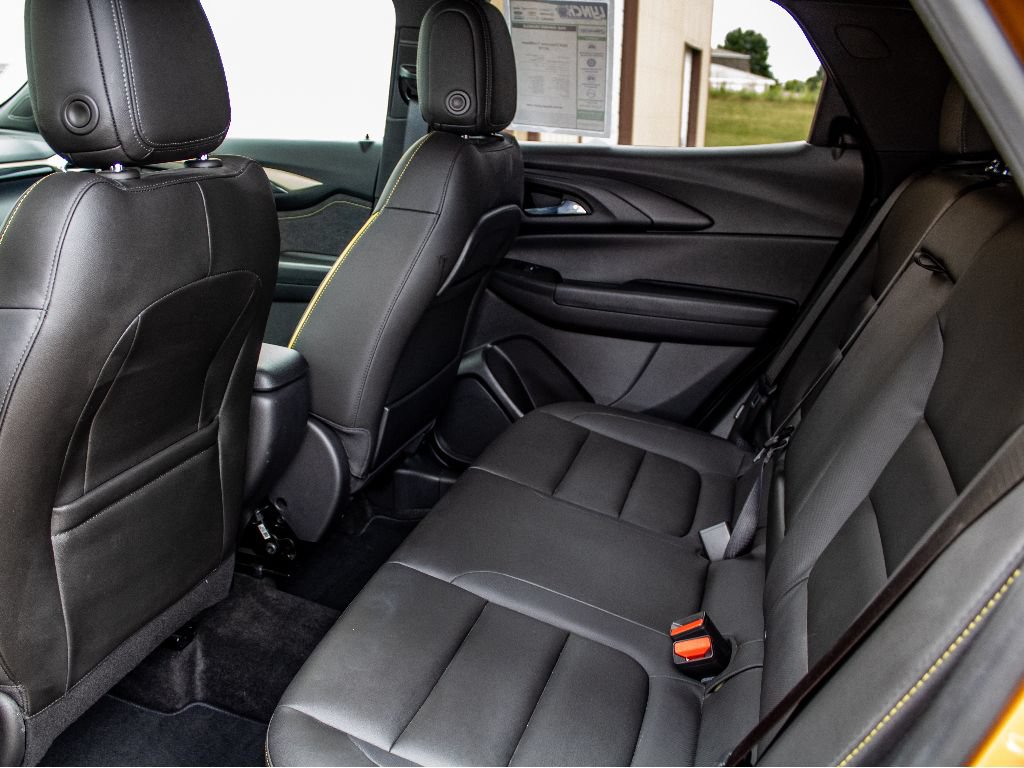 Used 2024 Chevrolet TrailBlazer ACTIV w/ Driver Confidence Package AWD/4WD image 22