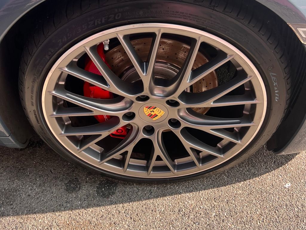 Used 2017 Porsche 911 Carrera S image 8