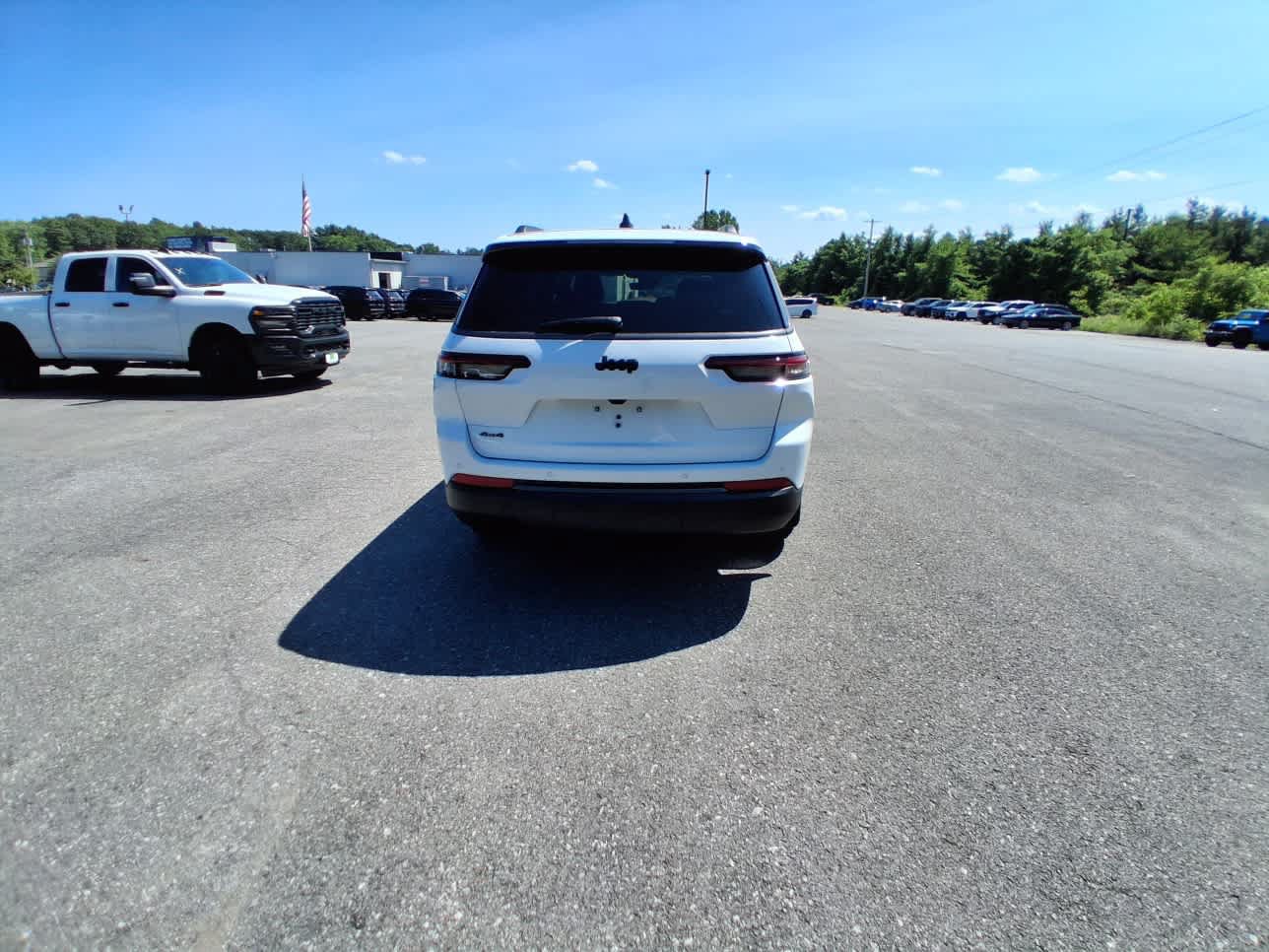 New 2026 Jeep Grand Cherokee L 4WD image 5