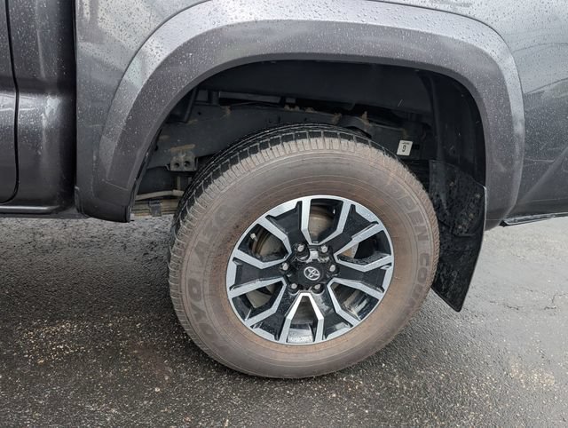 Used 2020 Toyota Tacoma TRD Sport AWD/4WD image 24
