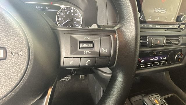 Used 2025 Nissan Pathfinder S AWD/4WD image 18