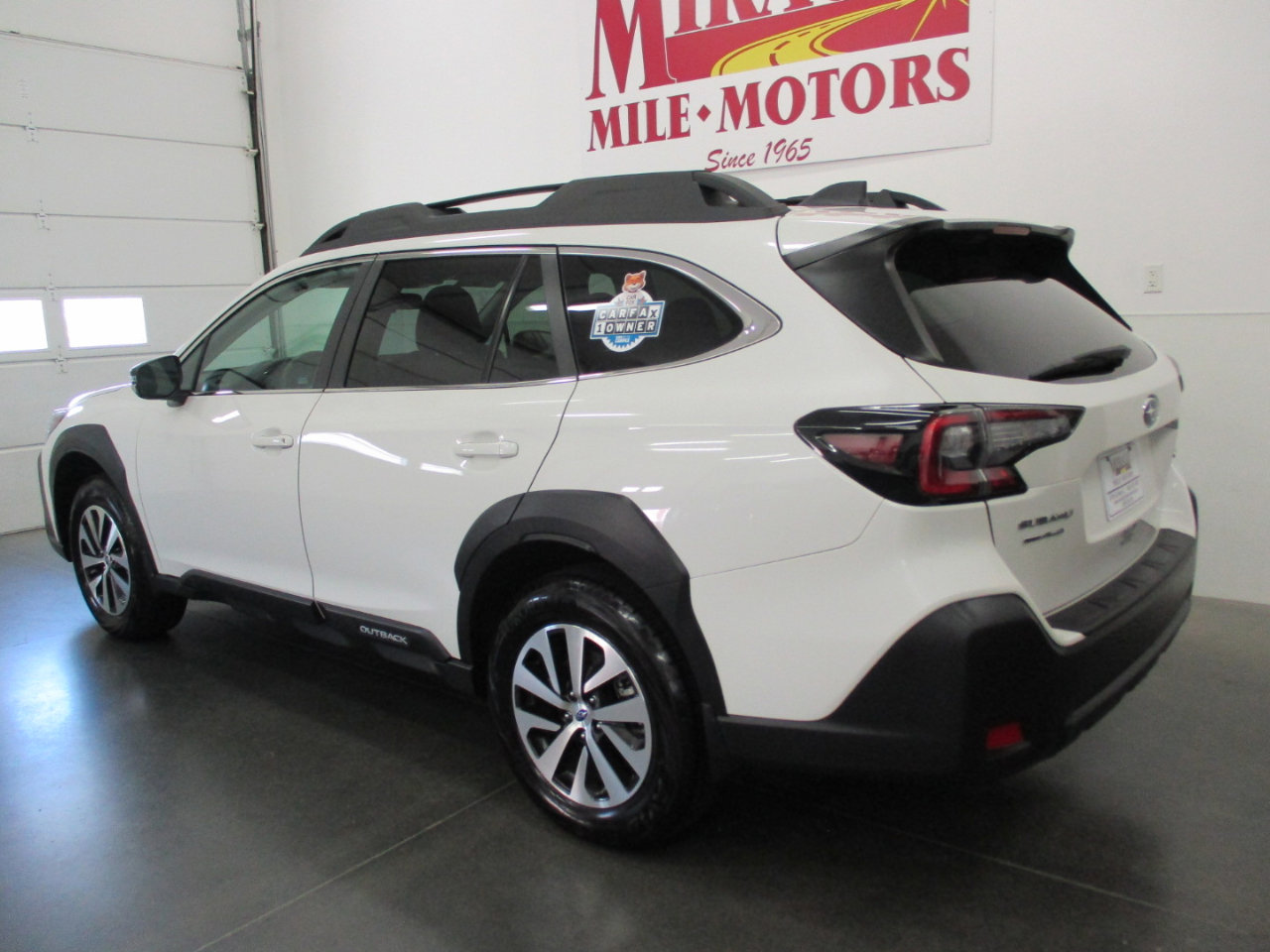 Used 2025 Subaru Outback Premium image 4