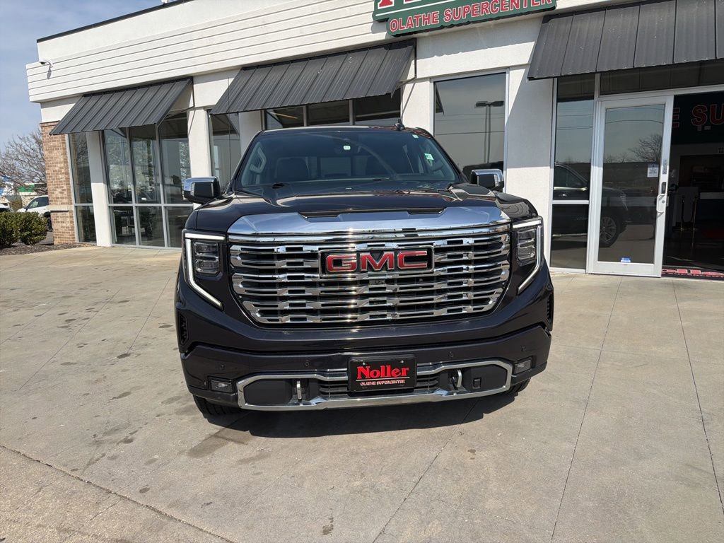 Used 2023 GMC Sierra 1500 Denali w/ Technology Package image 2