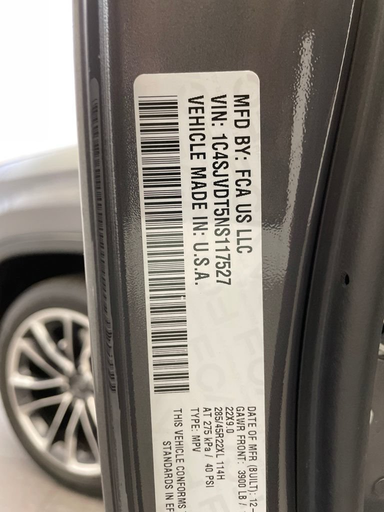 Certified 2022 Jeep Wagoneer Series III w/ Premium Group I AWD/4WD image 31