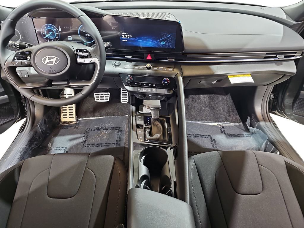 New 2026 Hyundai Elantra Sport image 9