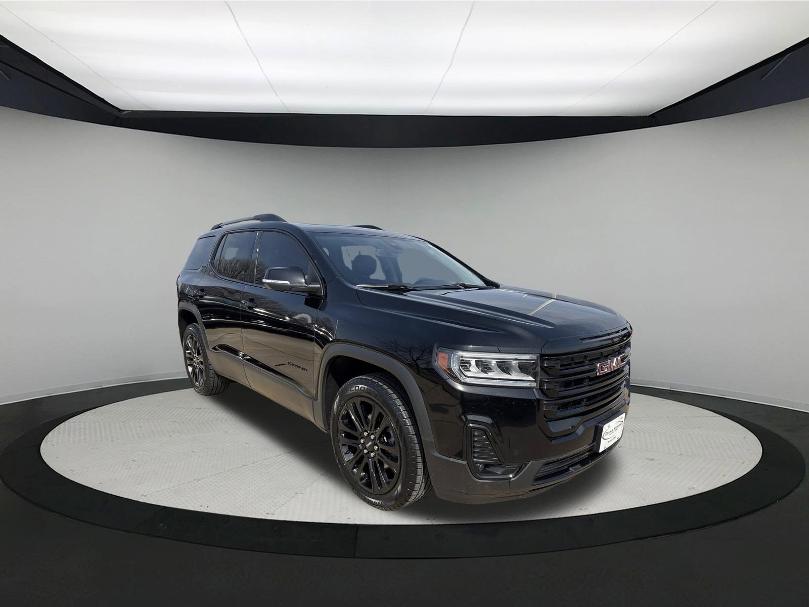 Used 2023 GMC Acadia SLT w/ Elevation Edition image 7