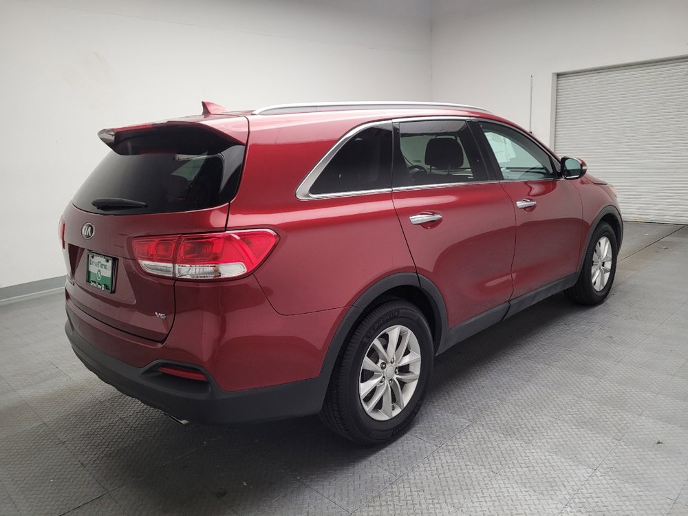 Used 2017 Kia Sorento LX w/ LX V6 Convenience Package FWD image 9