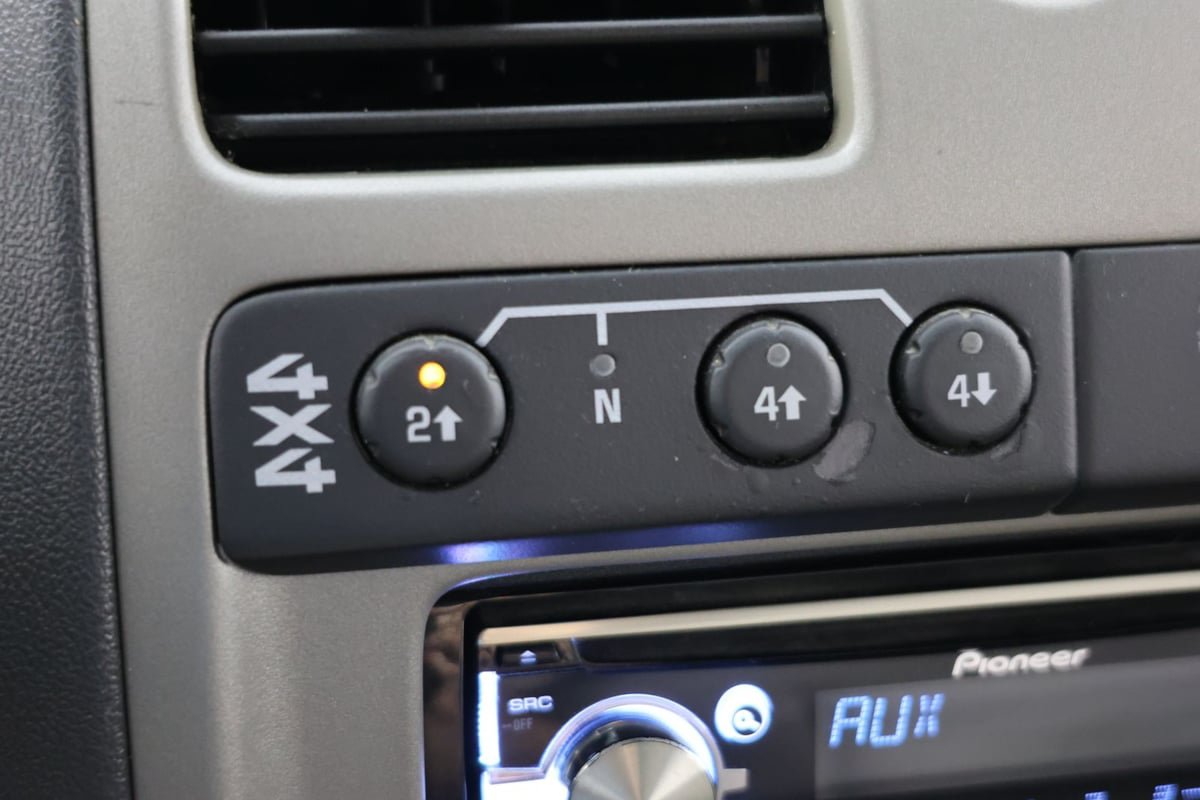 Used 2005 Chevrolet Colorado LS AWD/4WD image 14