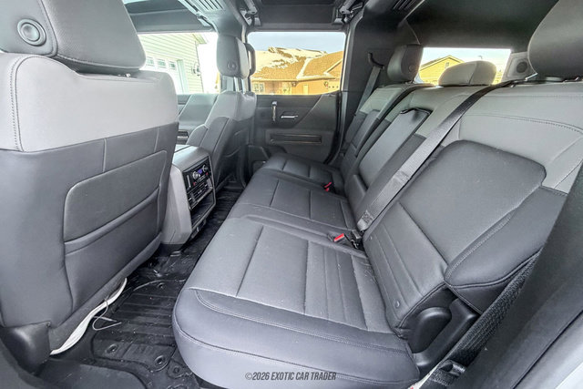 Used 2025 GMC Hummer EV 2X image 36