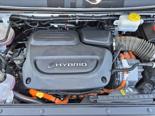 Used 2024 Chrysler Pacifica Limited FWD image 23