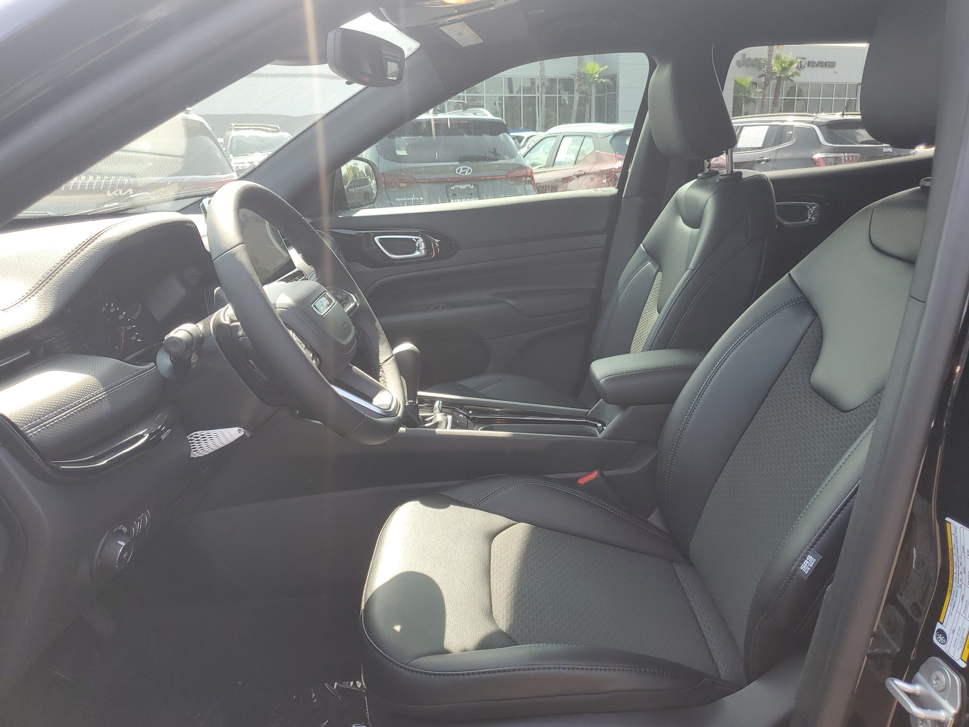 New 2026 Jeep Compass Latitude AWD/4WD image 13
