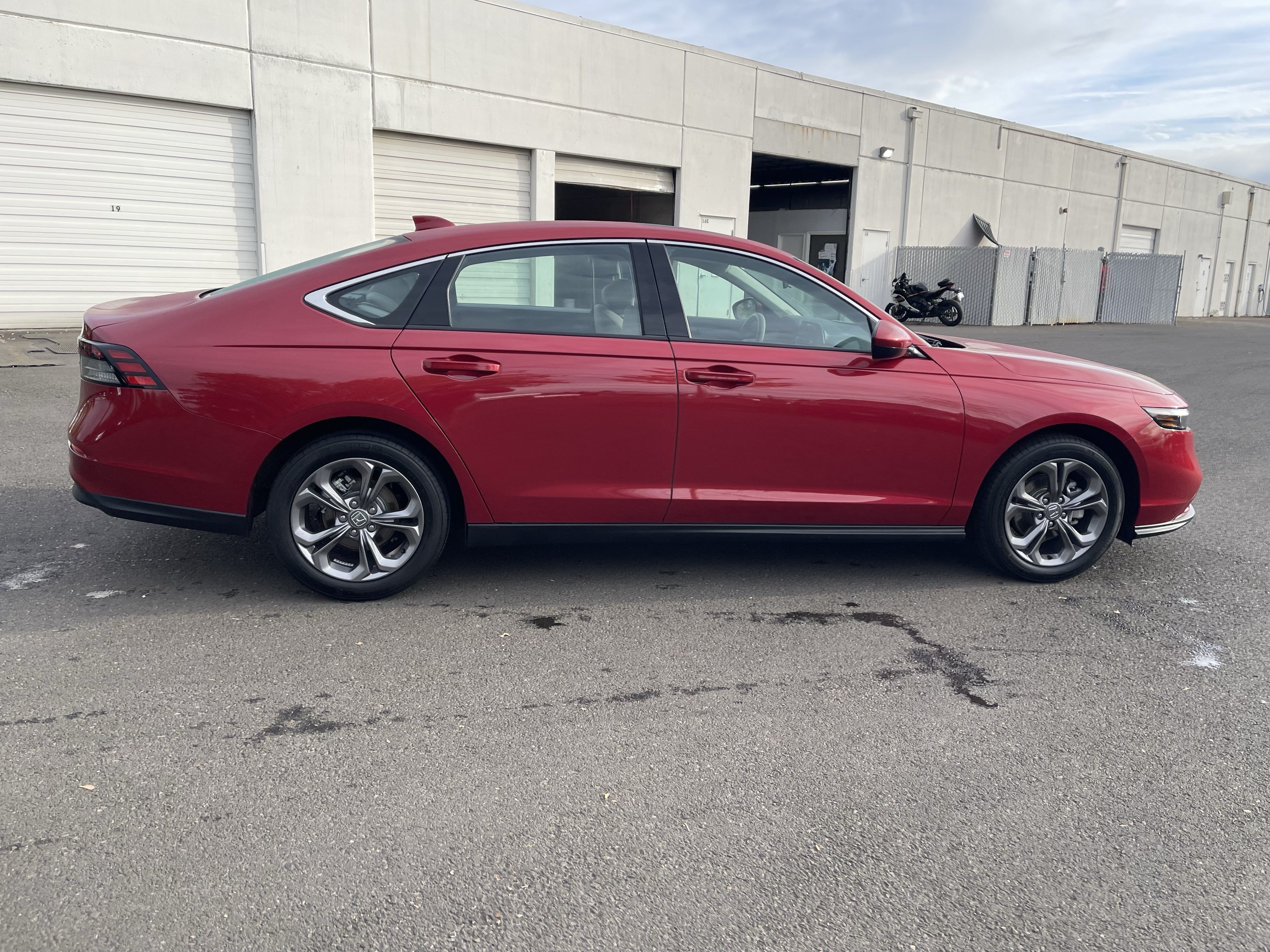 Used 2024 Honda Accord EX image 6