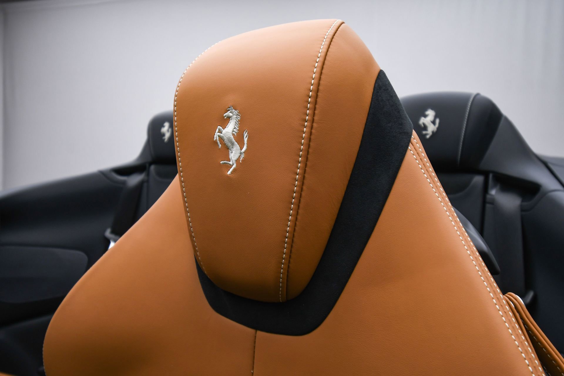 Used 2025 Ferrari Roma Spider image 58