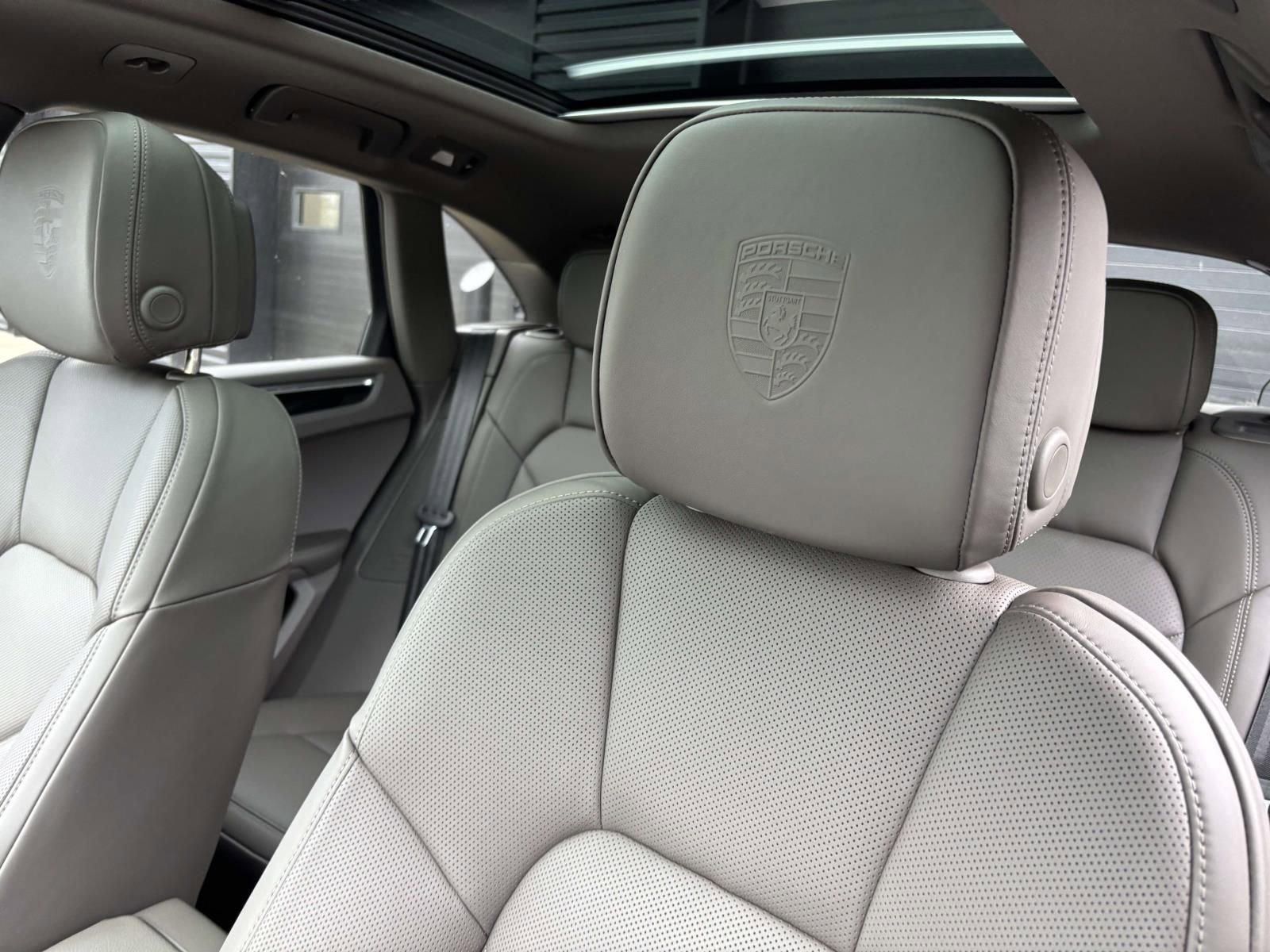 New 2026 Porsche Macan S image 21