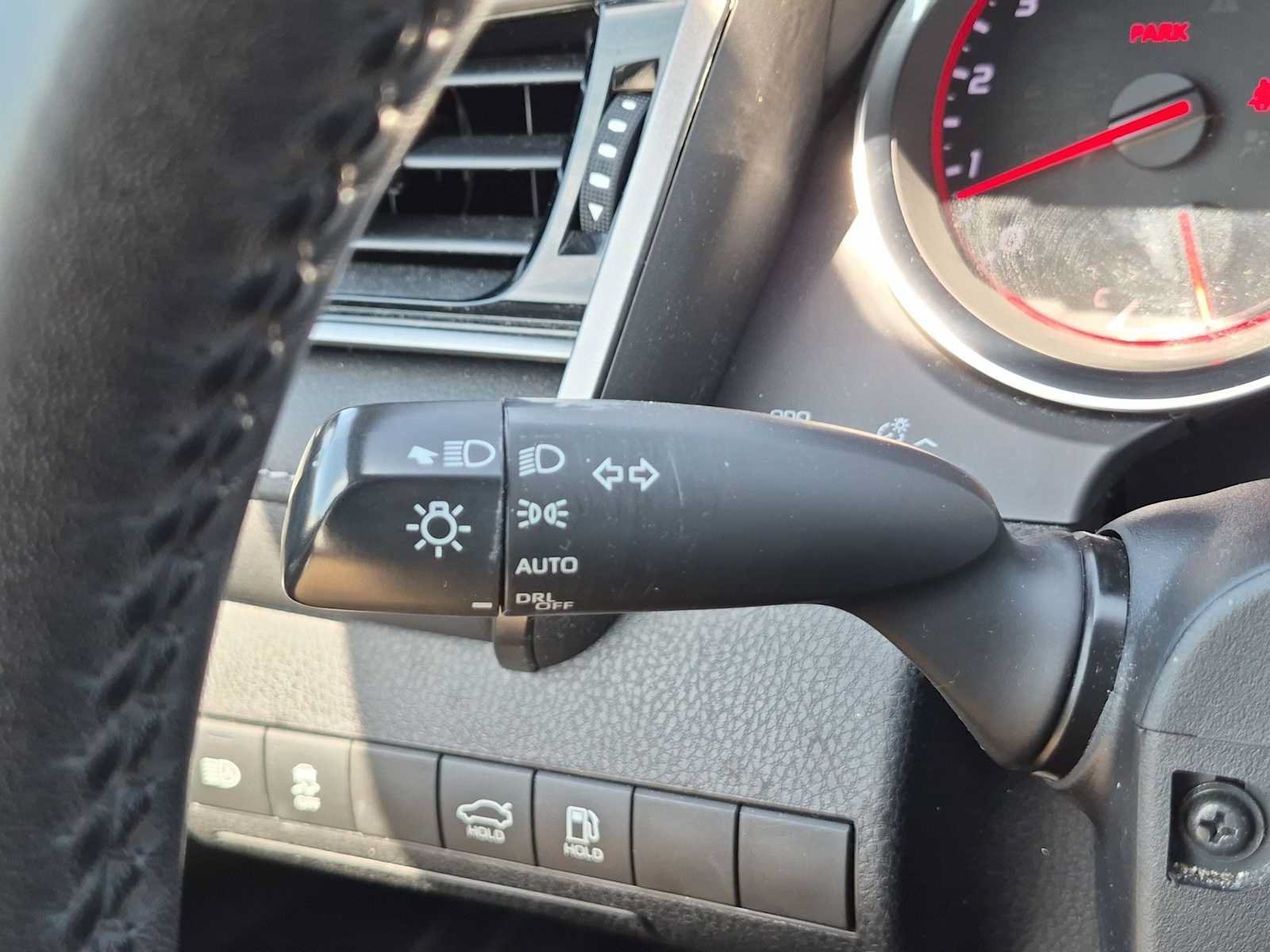 Used 2020 Toyota Camry XSE FWD image 29