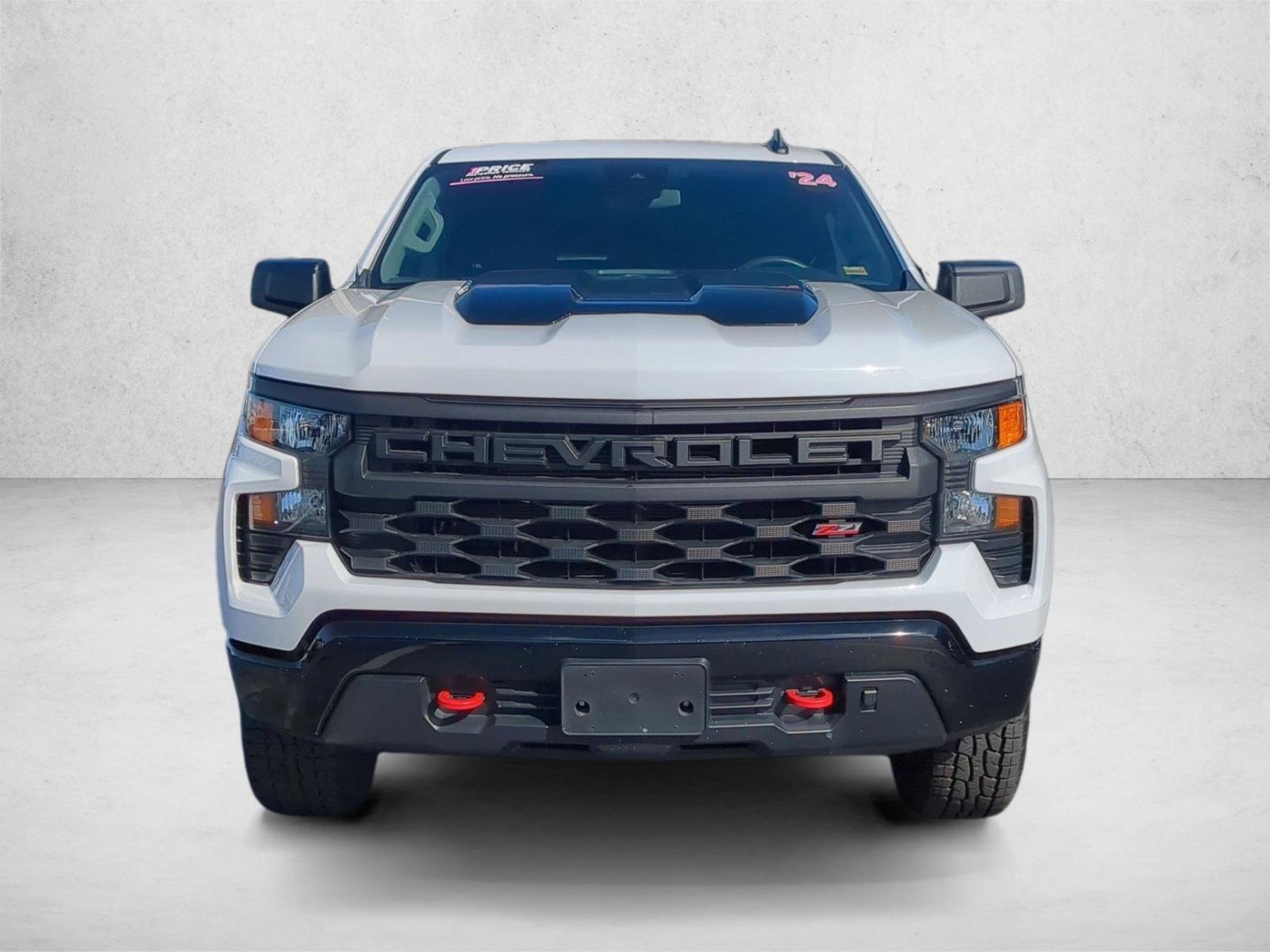 Used 2024 Chevrolet Silverado 1500 Custom Trail Boss AWD/4WD image 2