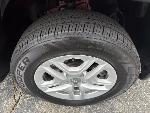 Used 2018 Jeep Compass Sport w/ Tech Group AWD/4WD image 20