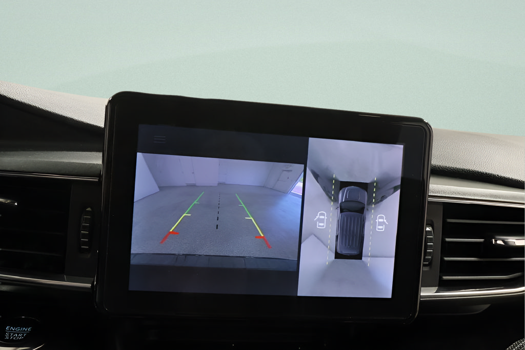 Used 2023 Ford Explorer ST-Line w/ Class IV Trailer Tow Package AWD/4WD image 13