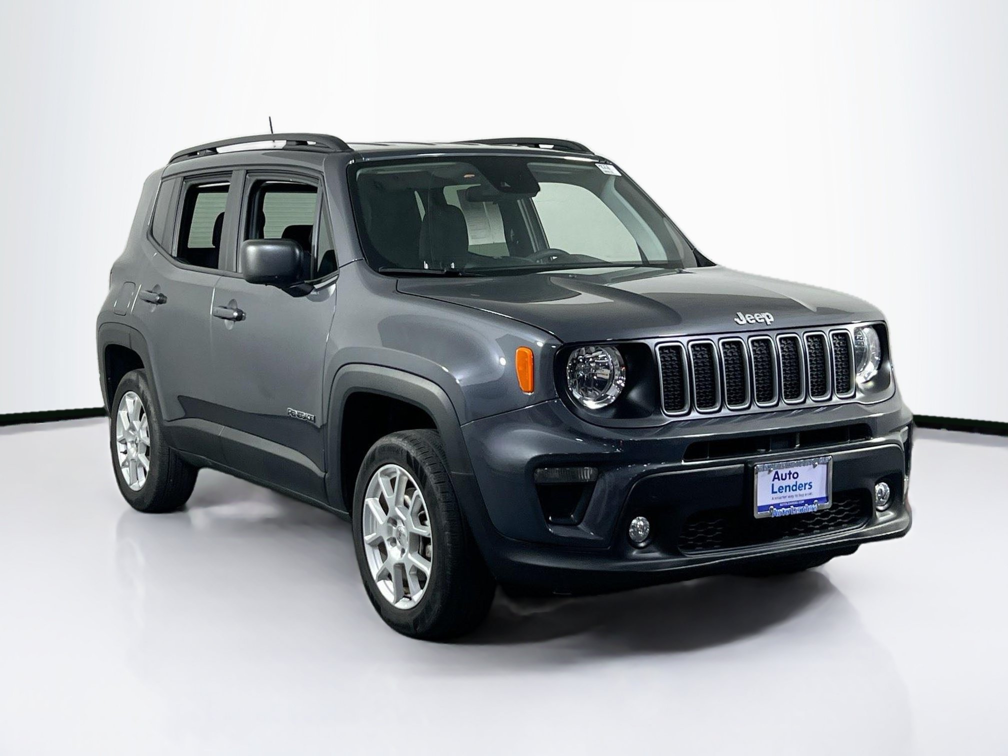 Used 2022 Jeep Renegade Latitude AWD/4WD image 3