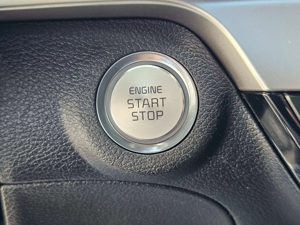 Certified 2025 Kia Telluride LX FWD image 24
