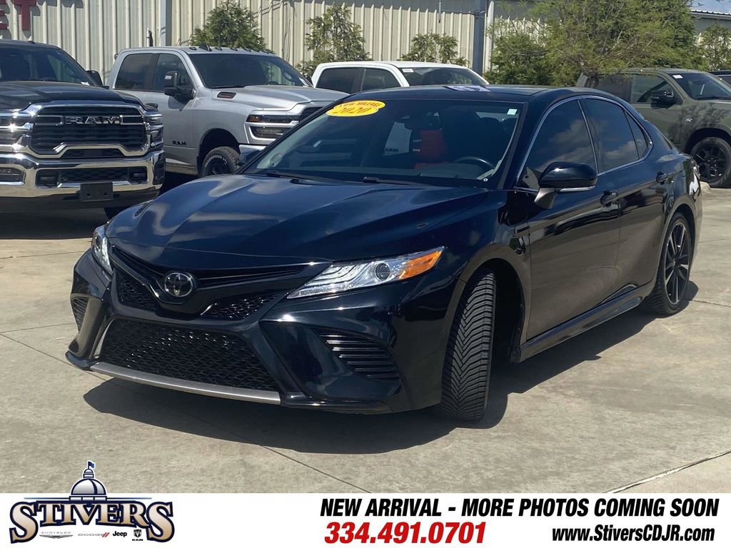 Used 2020 Toyota Camry XSE image 38
