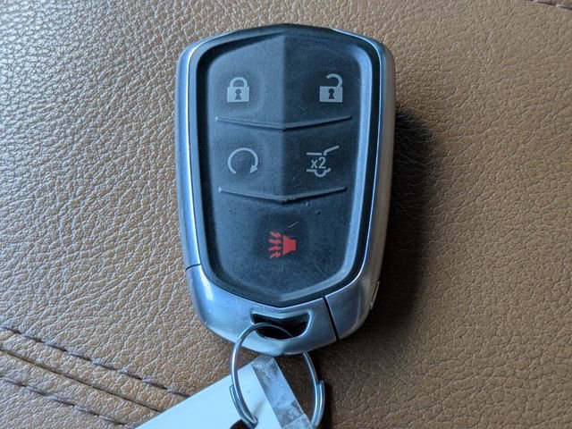 Used 2021 Cadillac XT4 Premium Luxury AWD/4WD image 39
