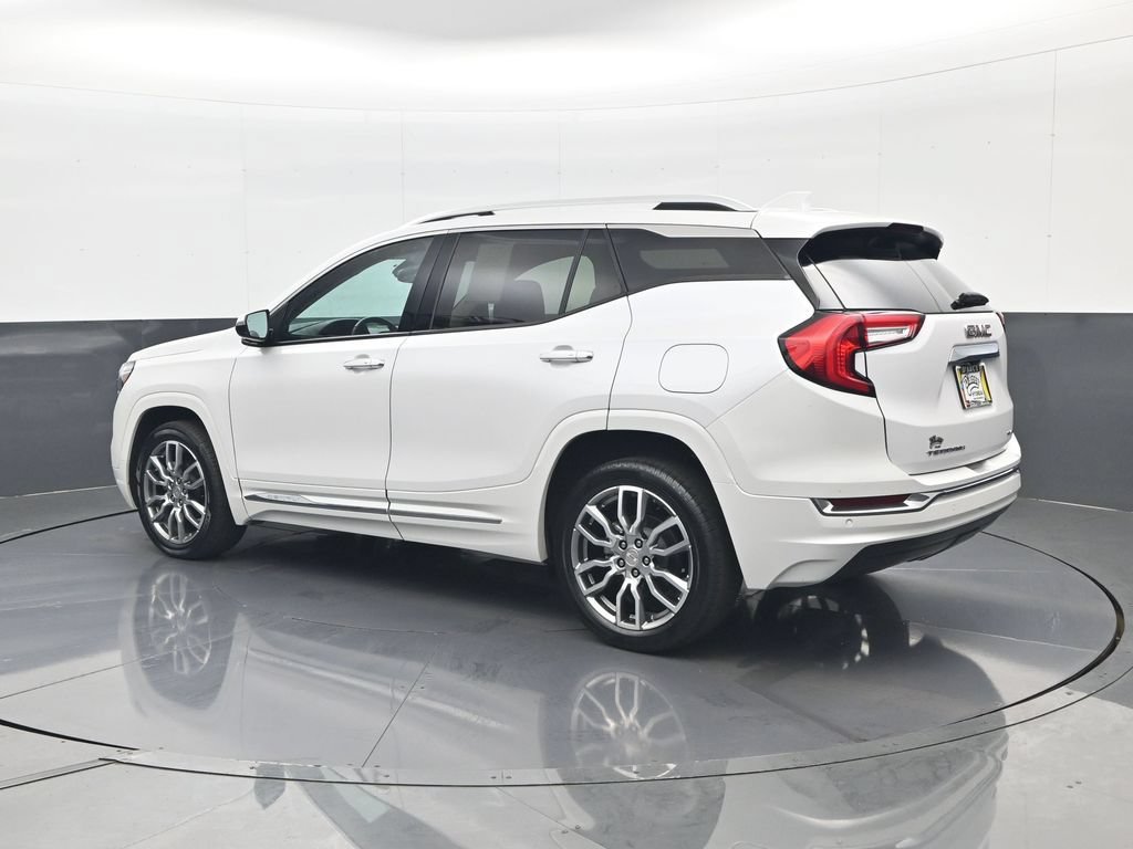 Used 2023 GMC Terrain Denali AWD/4WD image 8