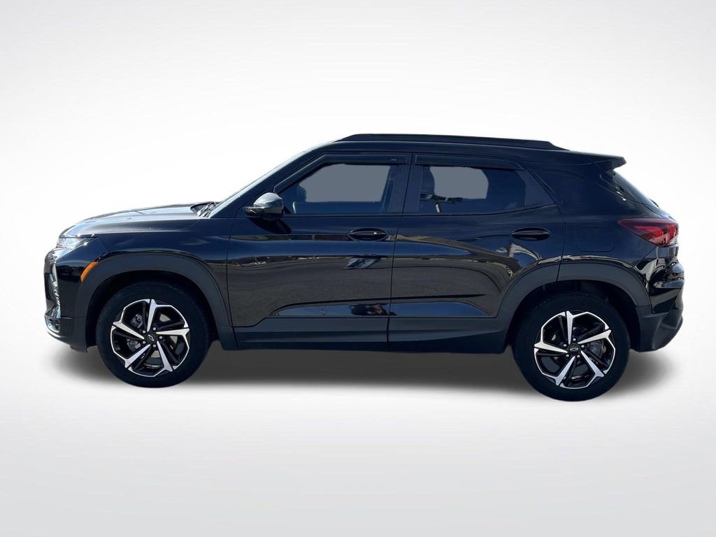 Used 2022 Chevrolet TrailBlazer RS w/ Sun and Liftgate Package image 7