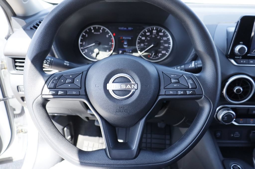 Used 2025 Nissan Sentra S FWD image 6