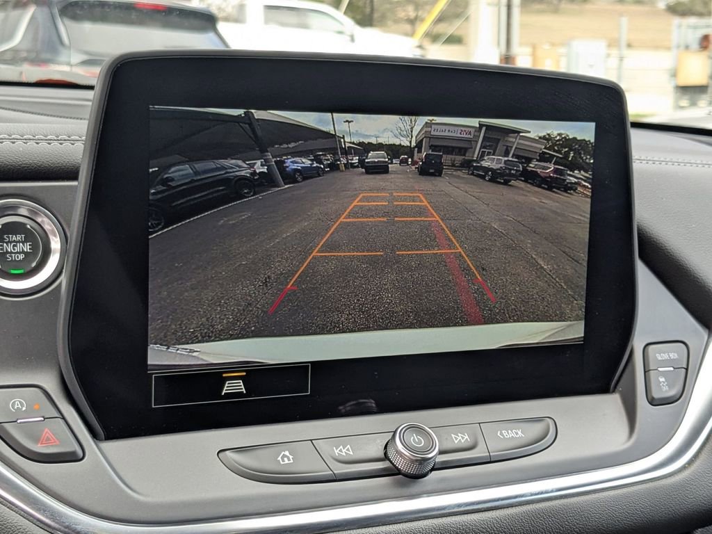 Used 2025 Chevrolet Blazer LT image 21