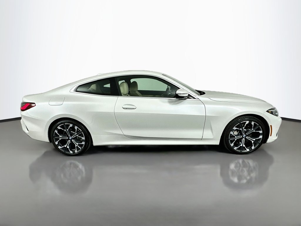 Used 2026 BMW 430i xDrive Coupe w/ Premium Package AWD/4WD image 4