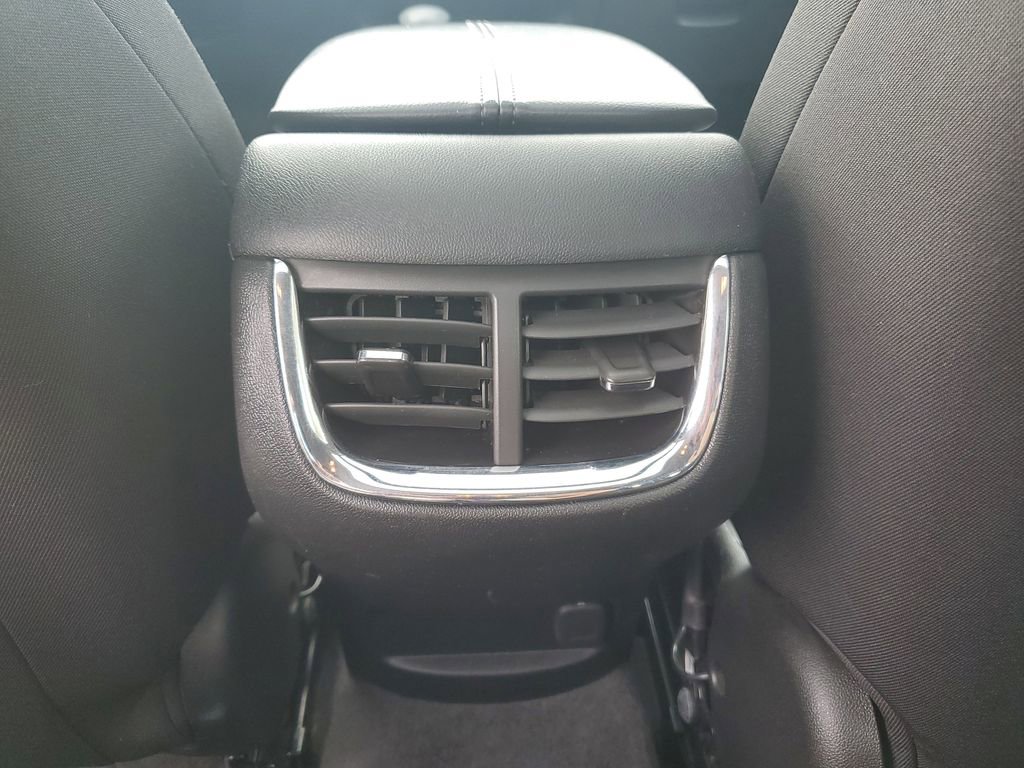 Used 2024 Chevrolet Malibu LT image 12