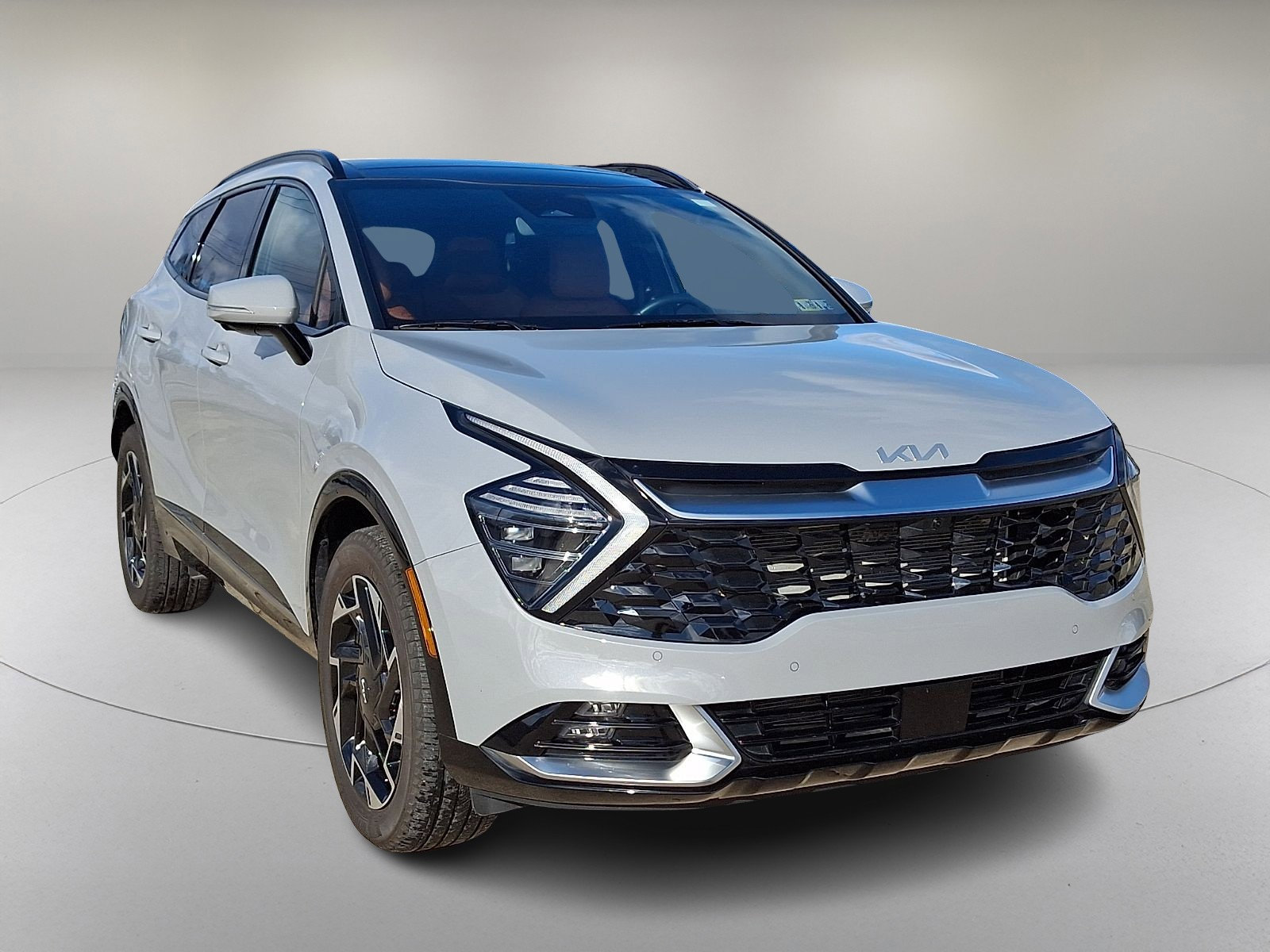 Used 2024 Kia Sportage SX image 2