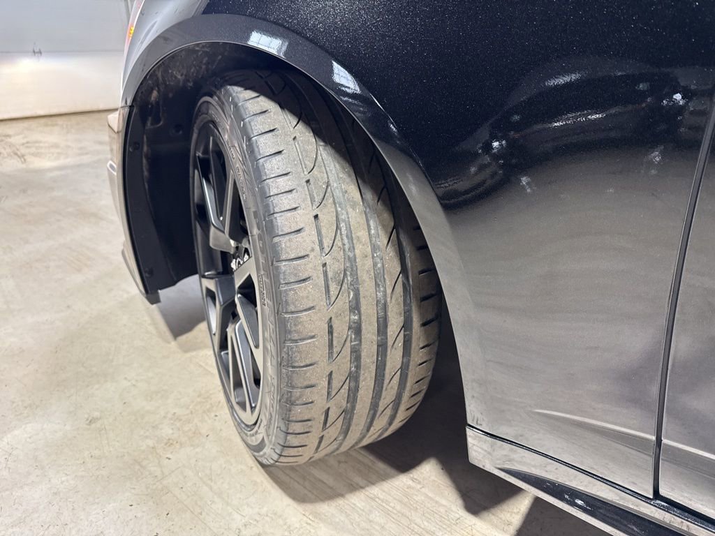 Used 2011 Cadillac CTS V image 3