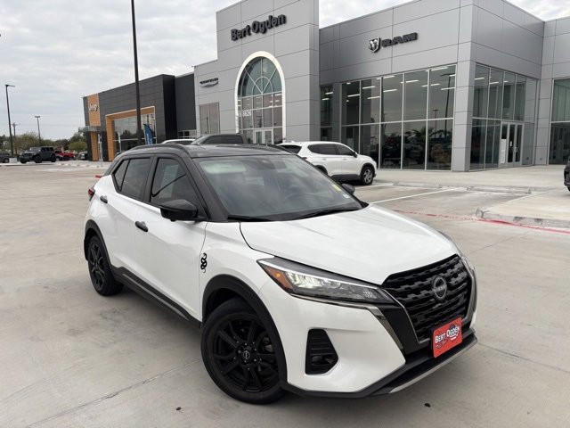 Used 2023 Nissan Kicks SR
