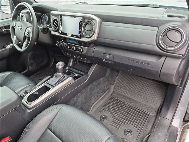 Used 2021 Toyota Tacoma Limited AWD/4WD image 22