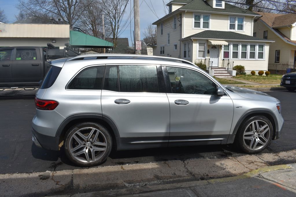Used 2022 Mercedes-Benz GLB 35 AMG 4MATIC image 5