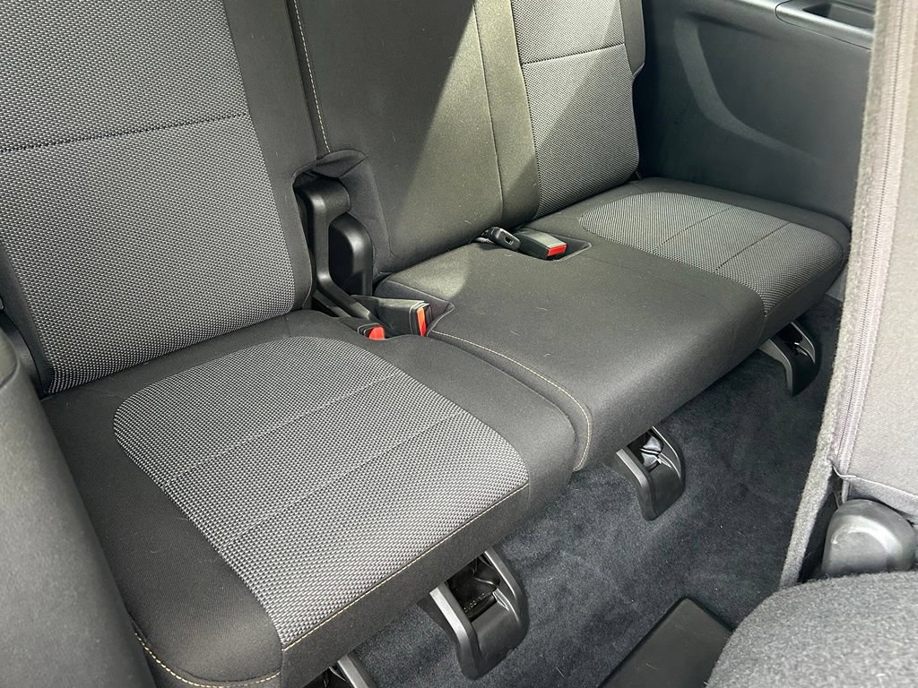Used 2021 Chevrolet Traverse LS FWD image 45